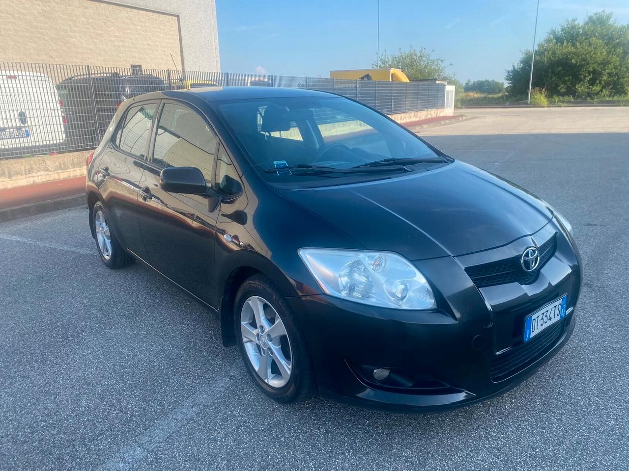 Toyota Auris 2.0 D-4D DPF 5 porte Sol MY'08