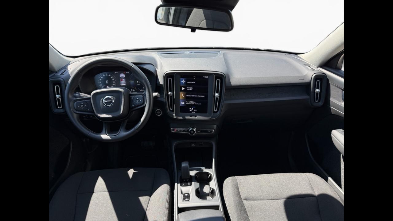 VOLVO XC40 2023 - XC40 1.5 t4 recharge phev Essential auto