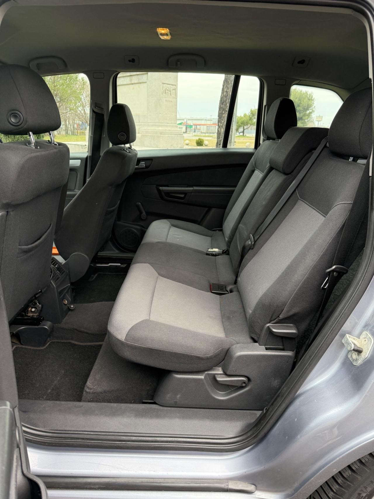 Opel Zafira 1.9 CDTI 120CV Cosmo