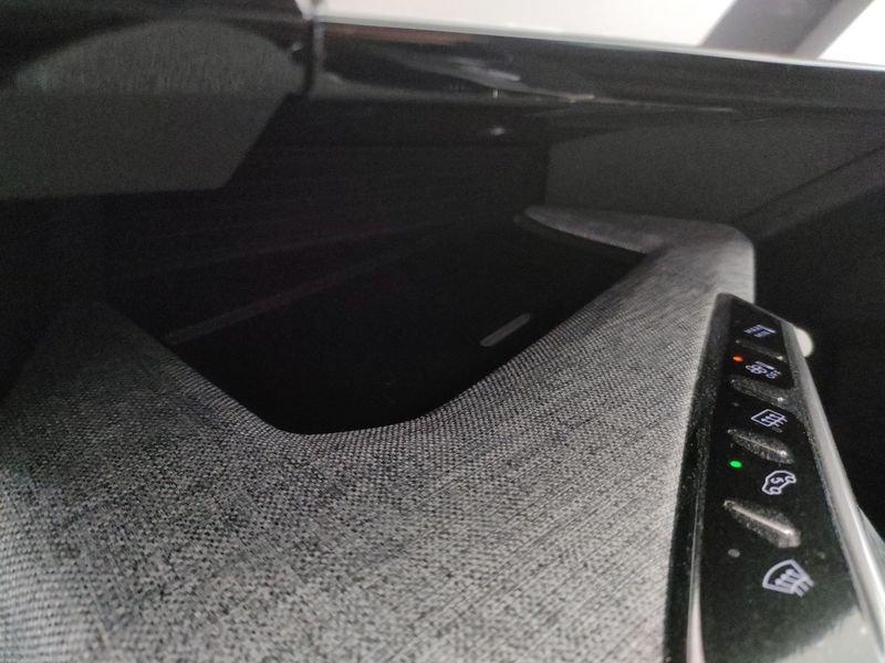 Peugeot 3008 Hybrid 136 e-DCS6 Allure