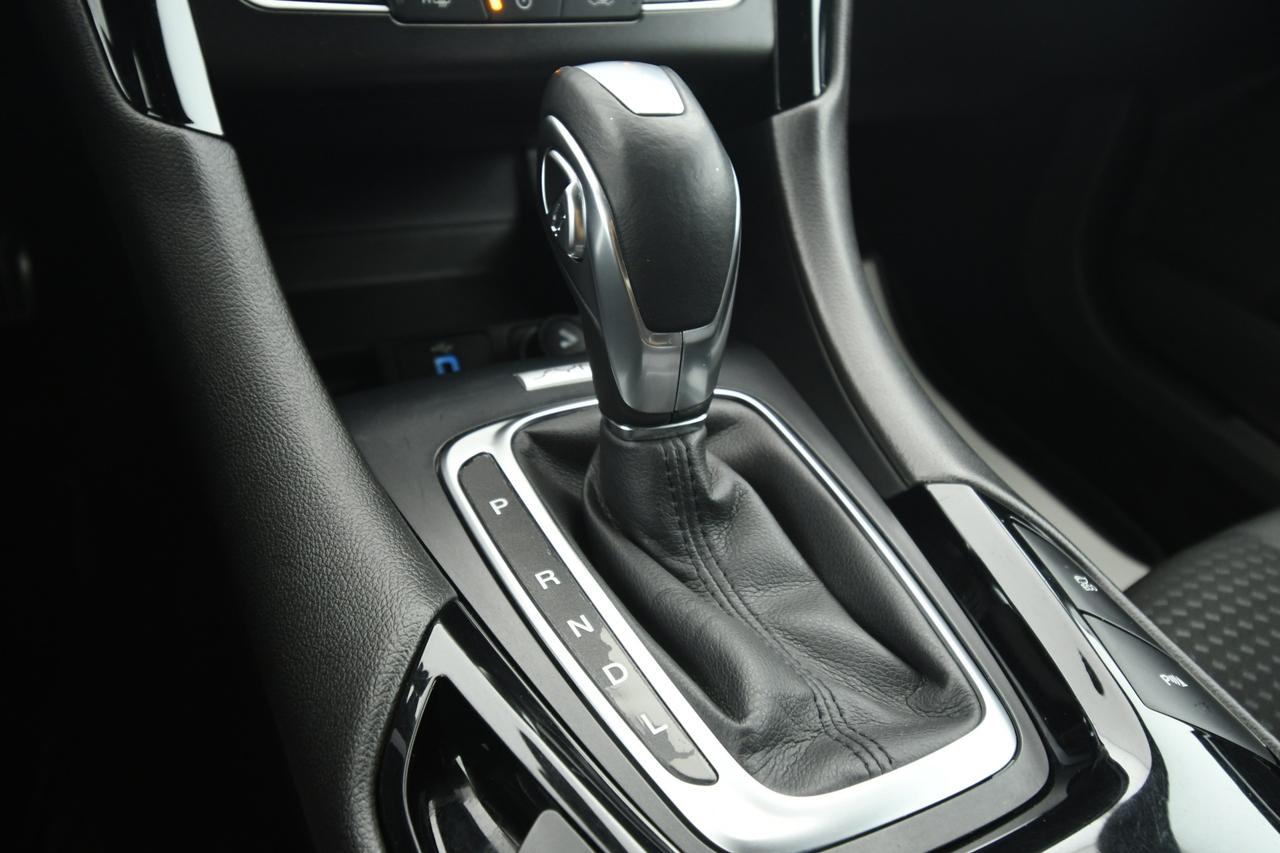 FORD Mondeo SW 2.0 hybrid ST-Line Business ecvt NEOPATENTATI+CAMERA