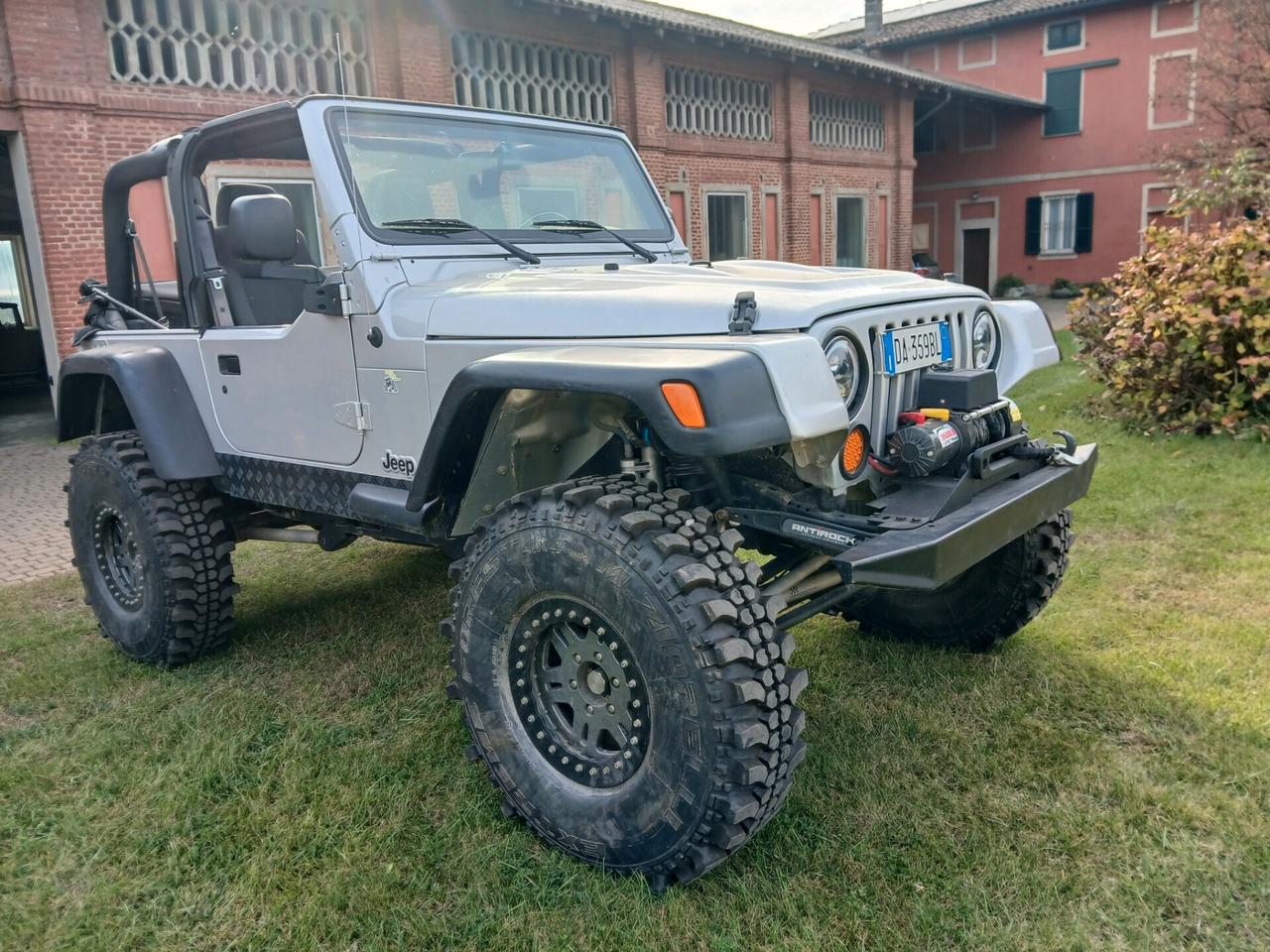 Jeep Wrangler 4.0 cat Sport by Acerni Ponti gr