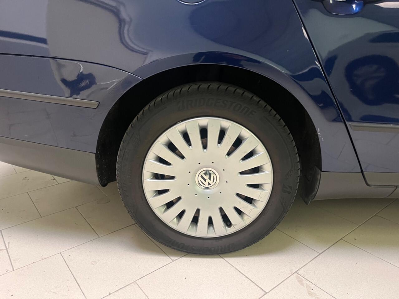 Volkswagen Passat 1.9 TDI/105CV berlina