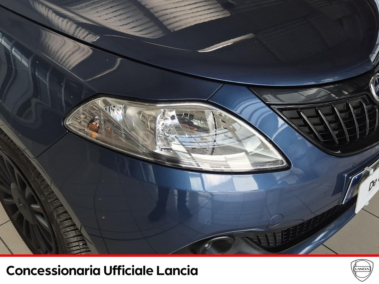 Lancia Ypsilon 1.0 firefly hybrid gold s&s 70cv
