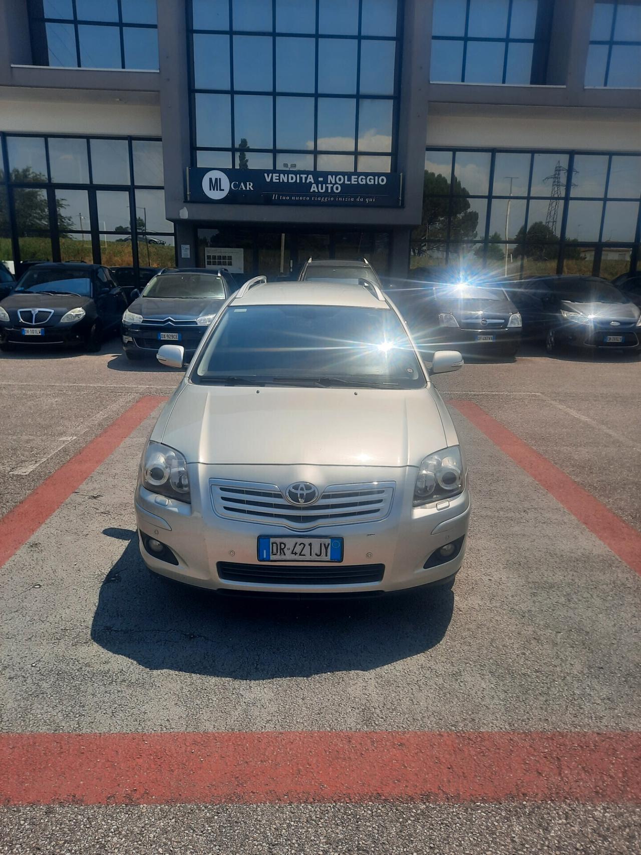 Toyota Avensis 2.2 D-4D 16V Station Wagon