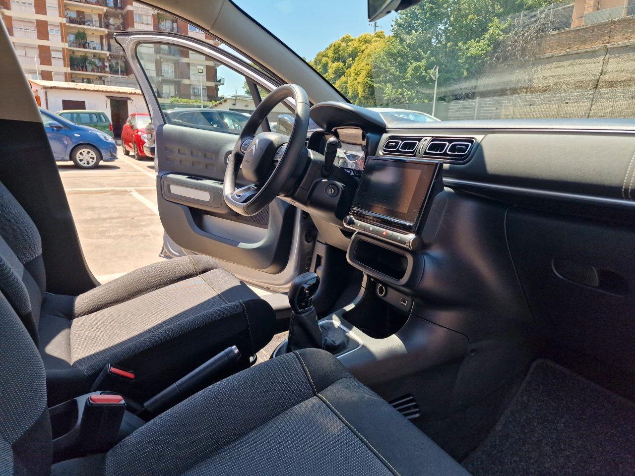 Citroen C3 1.2 GPL Shine s&s 83cv neopatentati