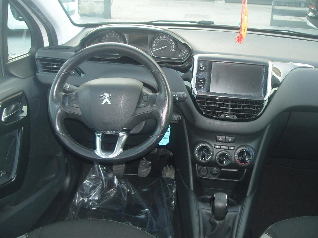 Peugeot 208 BlueHDi 75 5 porte Allure - 2015