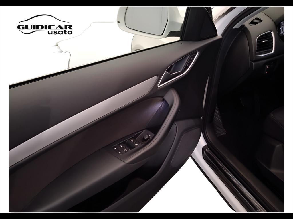 AUDI Q3 I 2015 - Q3 2.0 tdi Business 120cv s-tronic