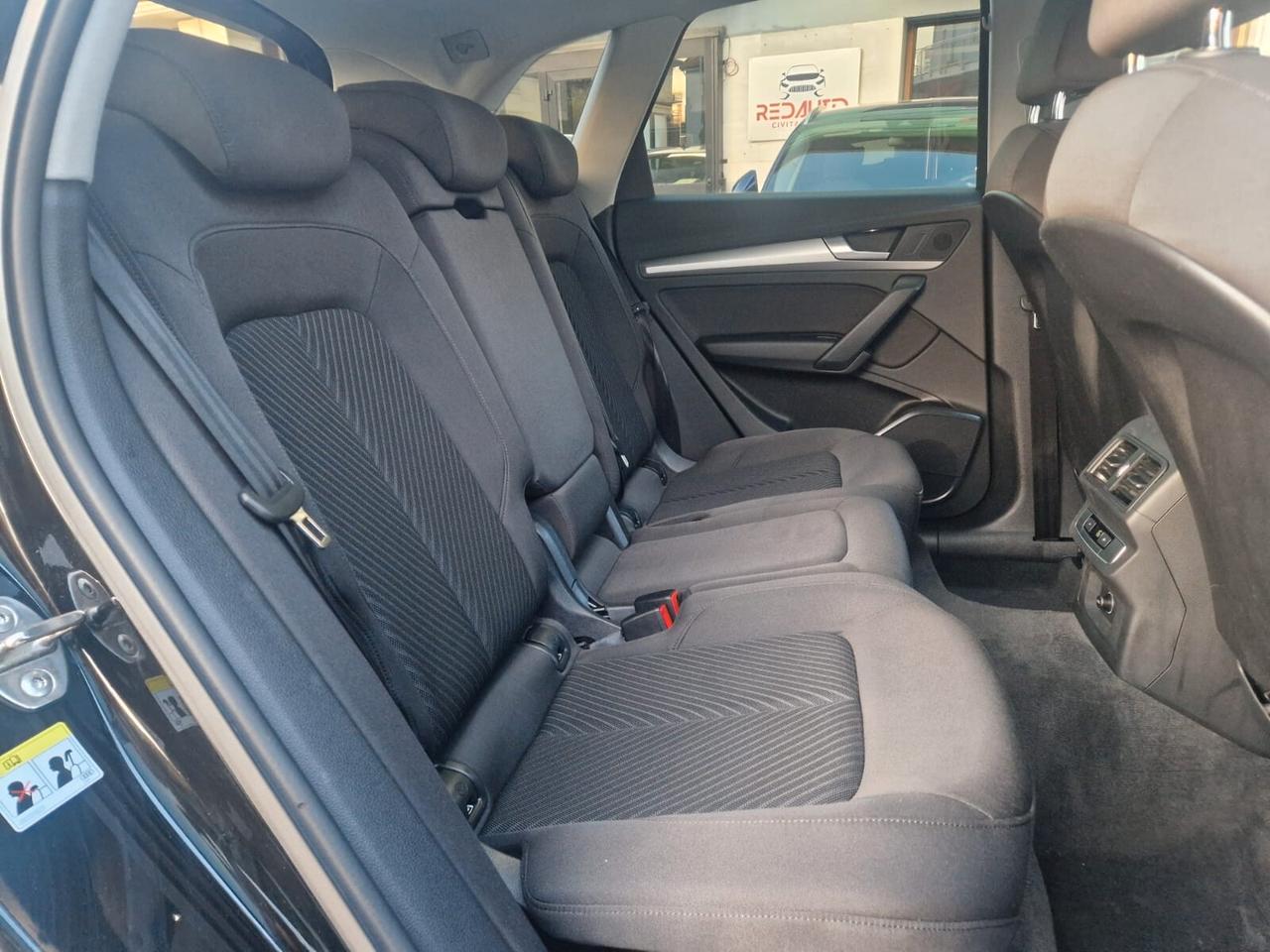Audi Q5 35 TDI S tronic Business