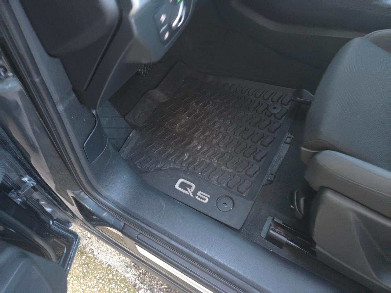 AUDI Q5 2.0 TDI 190 CV LED KM 130000 CERTIF AUDI