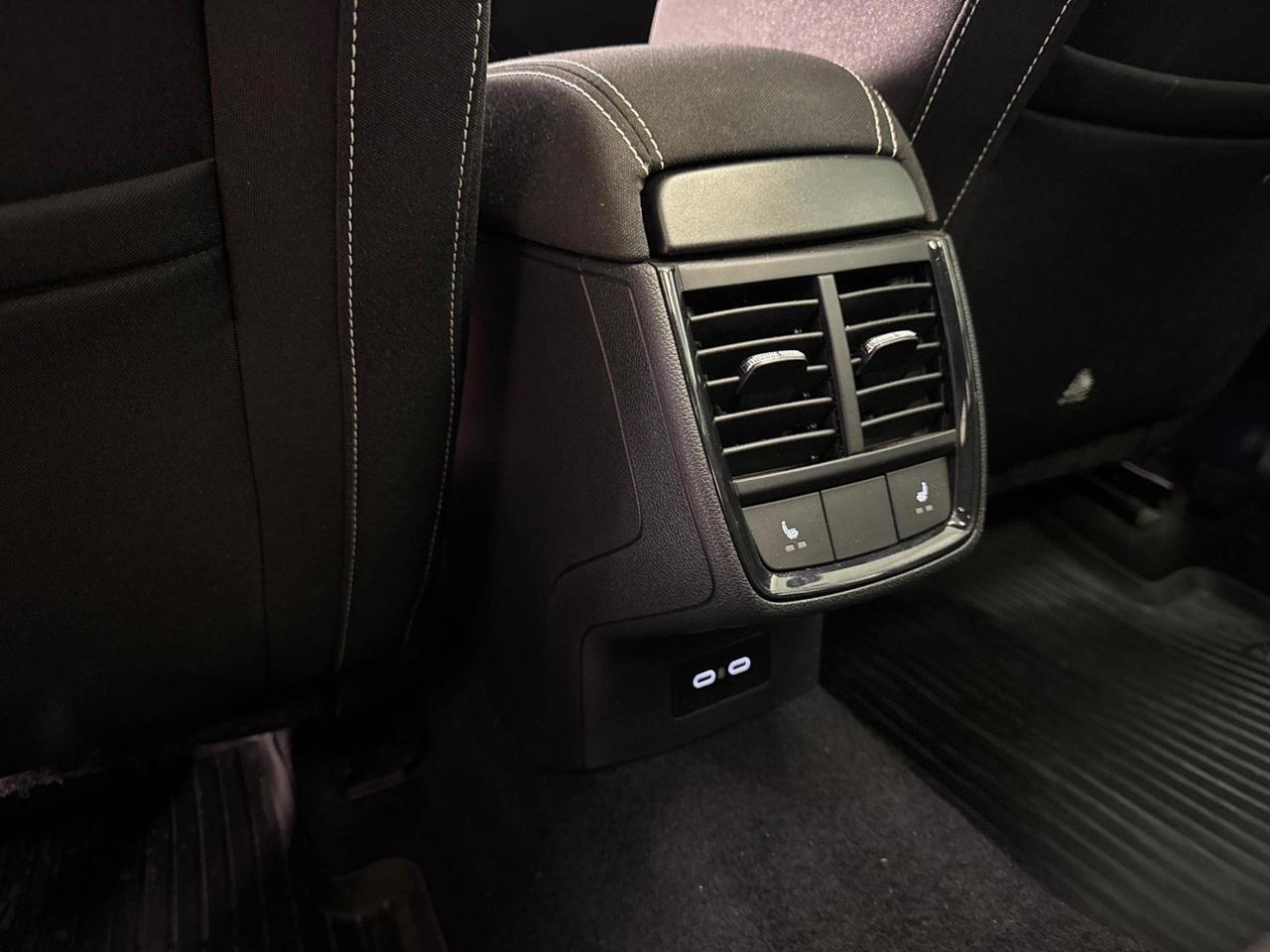 Skoda Kamiq 1.0 g-tec Monte Carlo 90cv