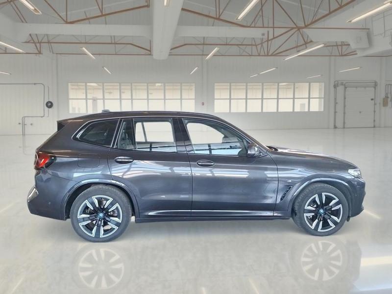 BMW 110 CV INSPIRING AUTO SUV