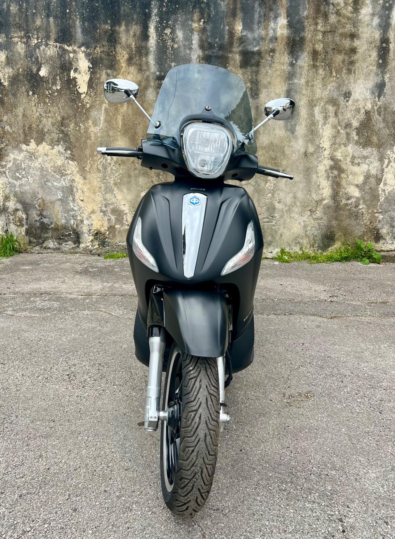 Piaggio Beverly 350 Police Acc.Permute