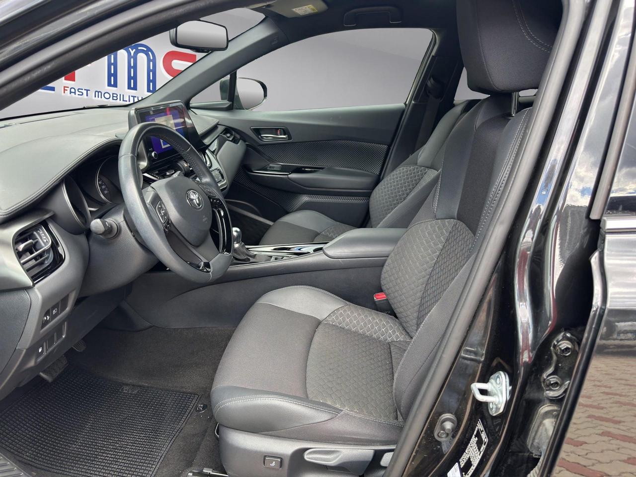 Toyota C-HR 1.8h Trend e-cvt