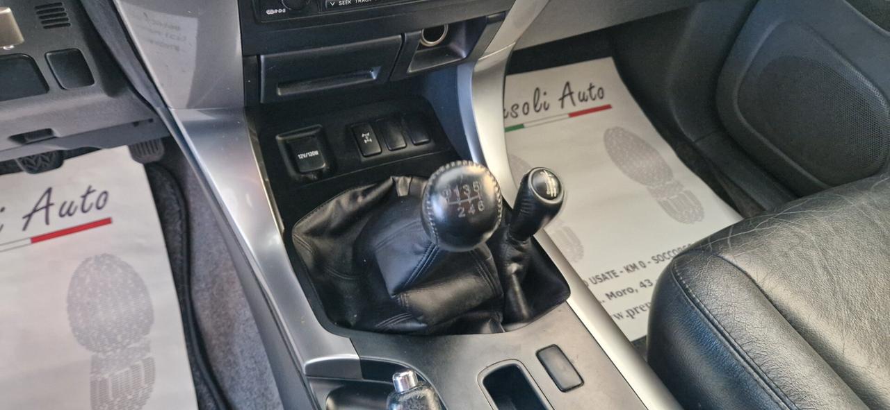 Toyota Land Cruiser 3.0 D-4D 16V cat 3 porte Sol