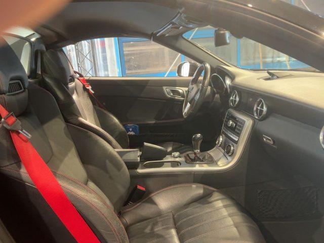 MERCEDES-BENZ SLK 200 CGI Premium AMG