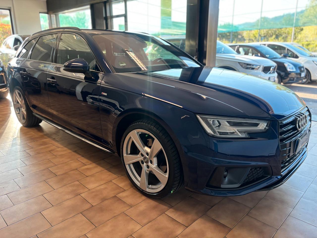 Audi A4 Avant 40 S-LINE 2.0 g-tron s-tronic*73000KM*