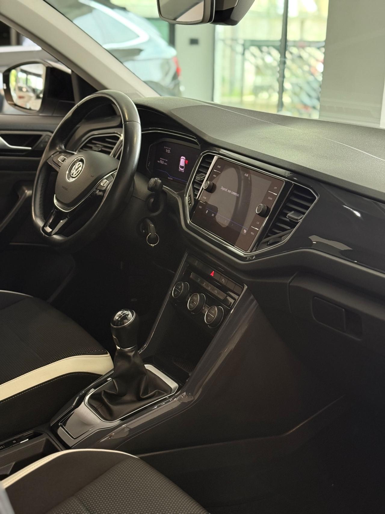 Volkswagen T-Roc 1.6 TDI SCR Business BlueMotion Technology