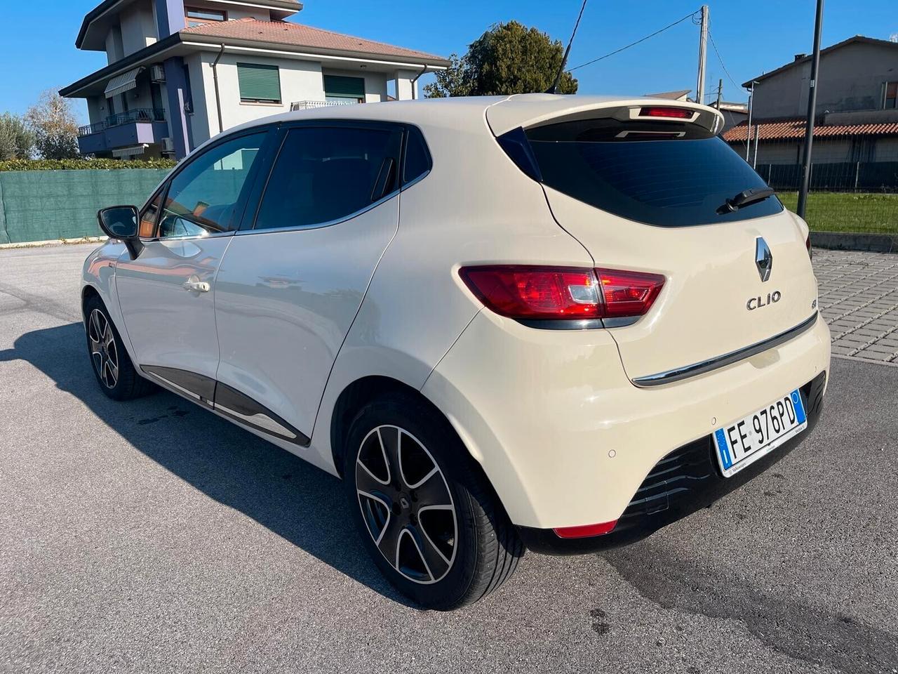 Renault Clio dCi 8V 75 CV Start&Stop 5 porte Energy Intens