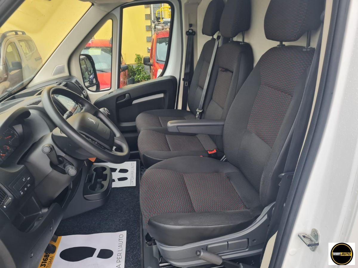 PEUGEOT Boxer 2.2 BlueHDi-26.000 Km
