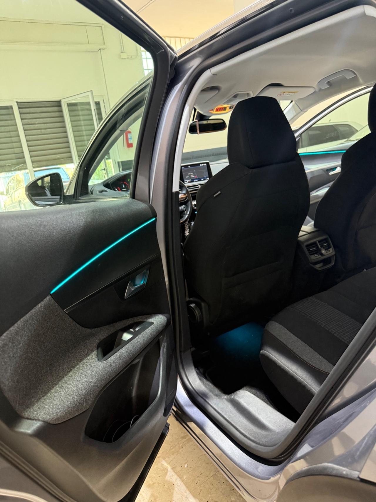 Peugeot 3008 BlueHDi 130 S&S Allure