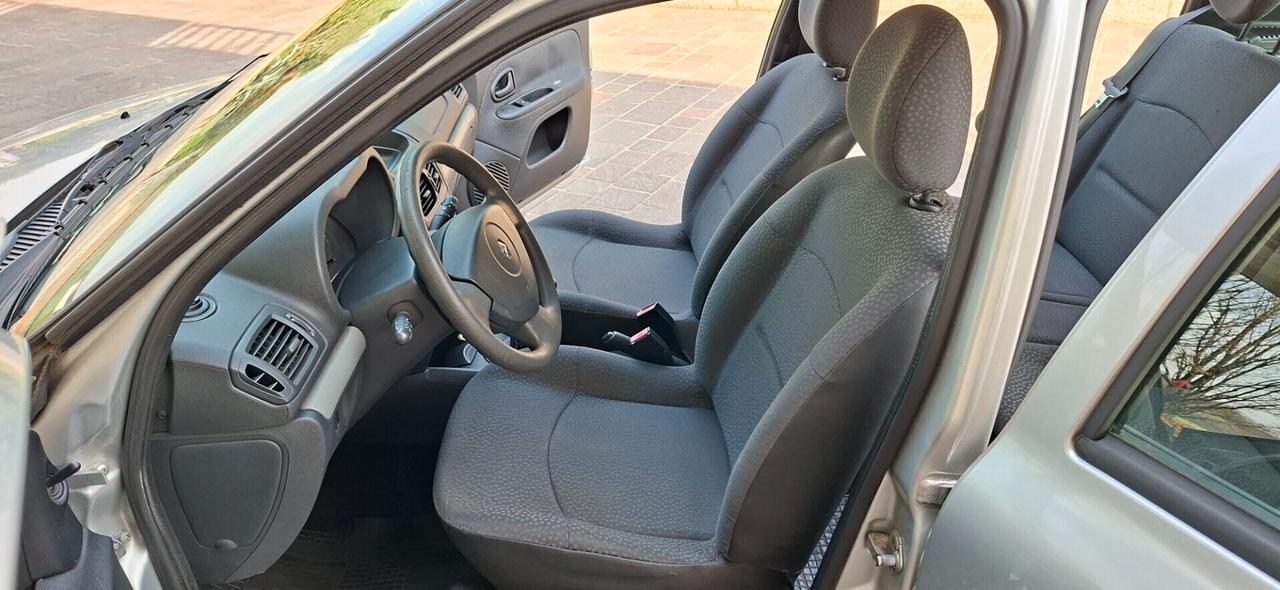 CLIO 1.2 STORIA UNICO PROPRIETARIO IDEALE X NEOPATENTATI