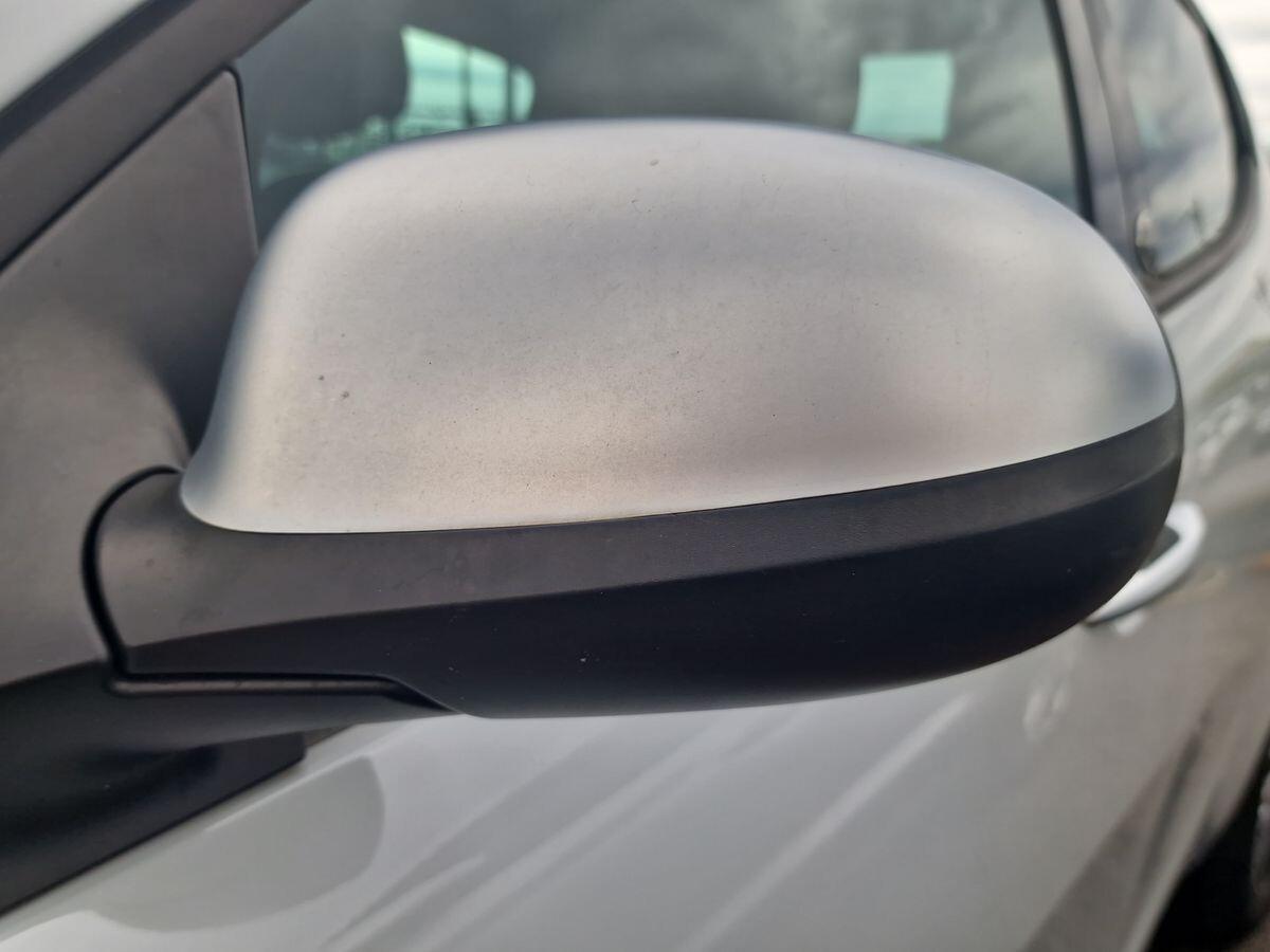 LANCIA YPSILON 900 SILVER