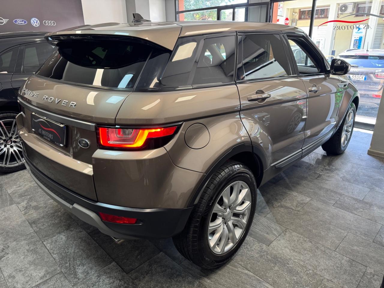 Range Evoque 2.0 TD4 180 CV 5p. HSE Dynamic