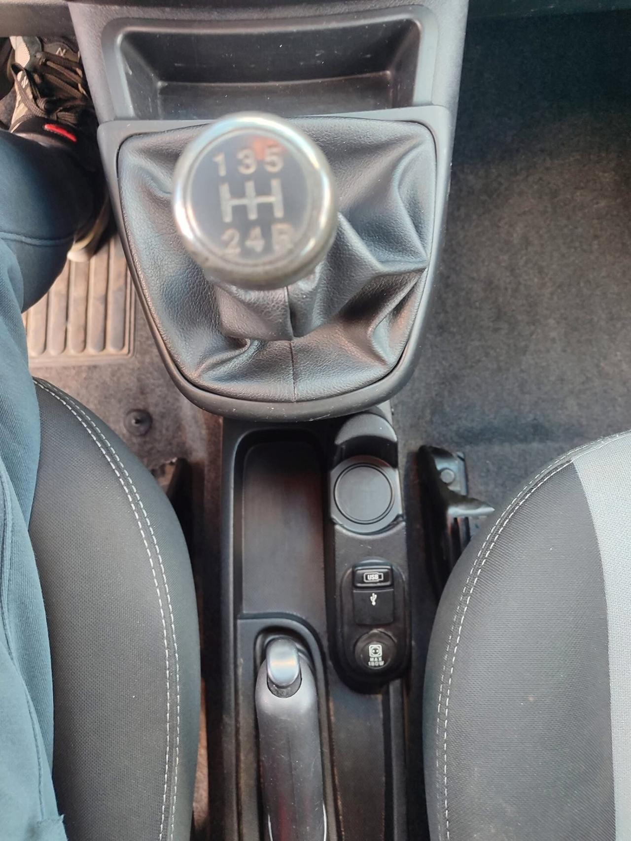 Citroen Nemo Multispace 1.3 HDi 75CV XTR Theatre