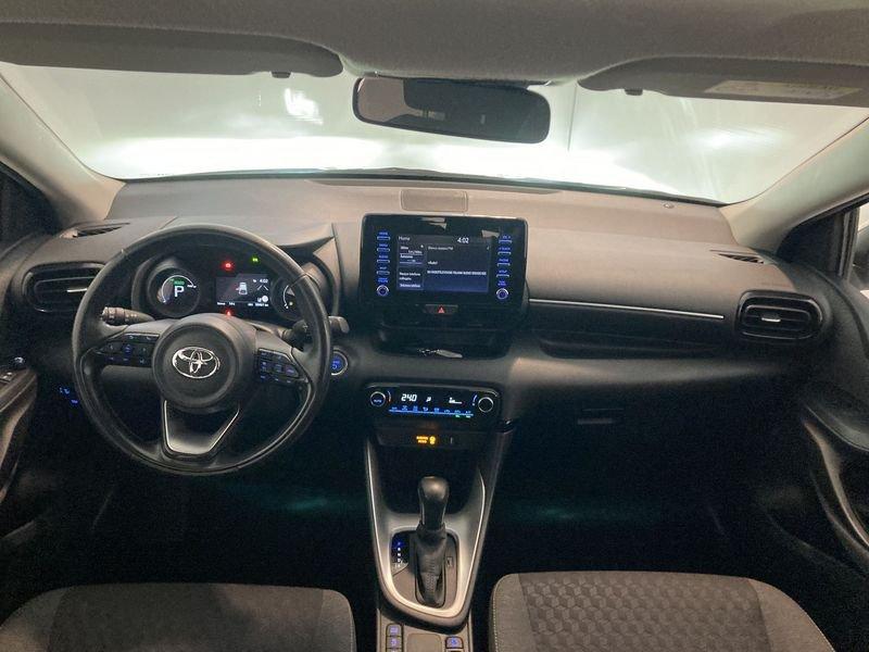 Toyota Yaris Hybrid Trend MY22