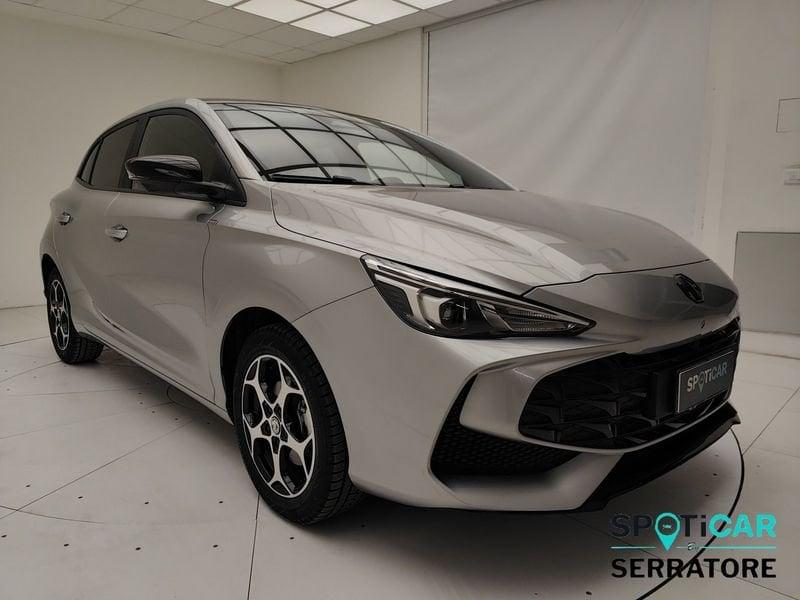 MG MG3 1.5 hybrid+ Luxury auto