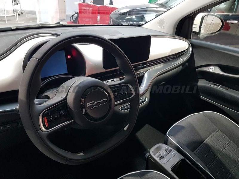 FIAT 500 500 Bev Hatchback My24 500e -320 Berlina