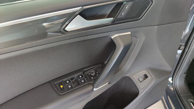 VOLKSWAGEN Tiguan 2.0TDI SCR DSG 4MOTION Higline APP-CONNECT