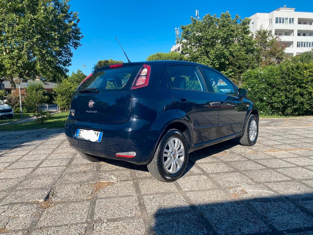 Fiat Punto 1.4 8V 5 porte Natural Power Street