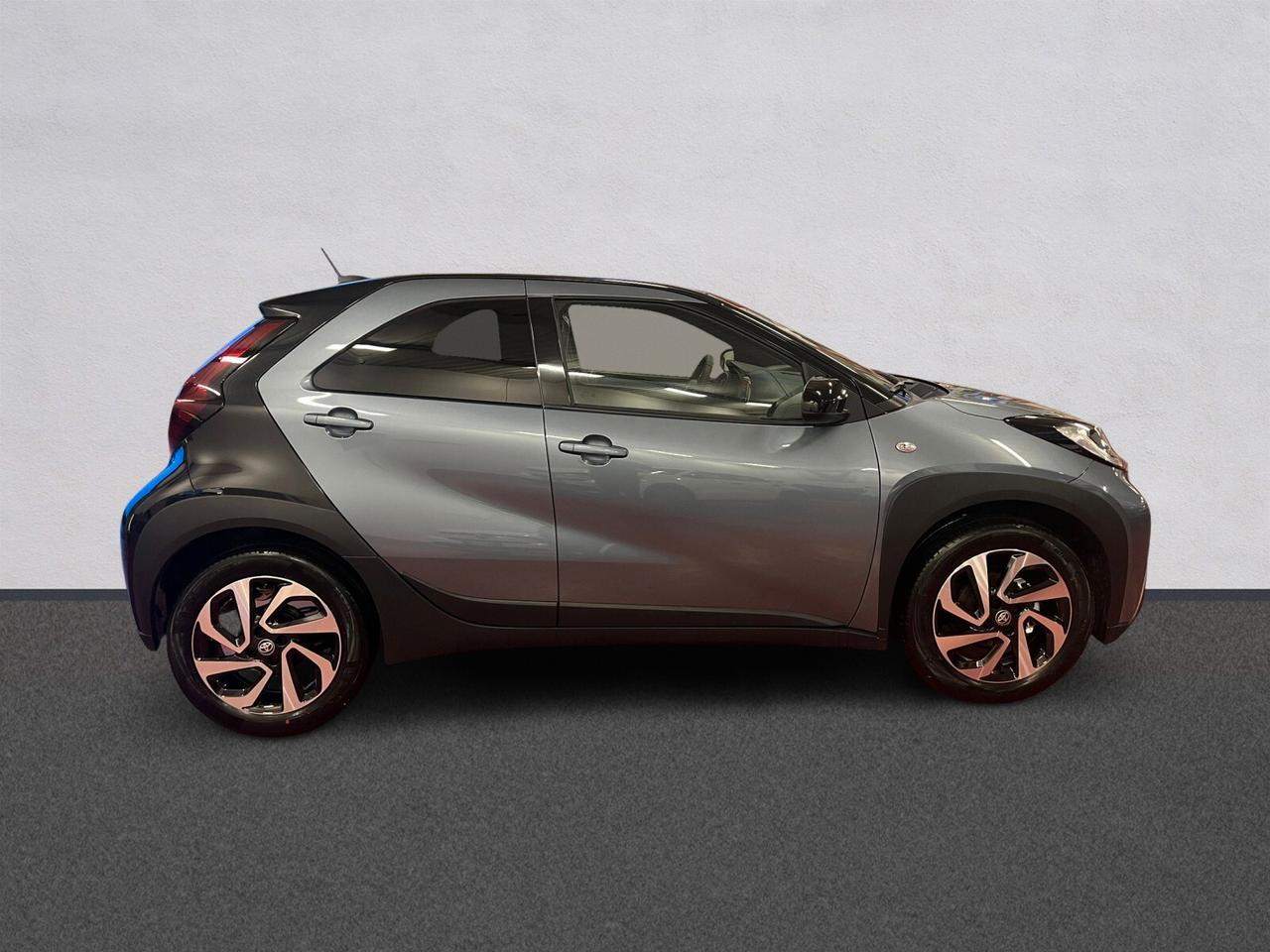 Toyota Aygo X 1.0 VVT-i 72 CV 5 porte Trend S-CVT | €278 al mese