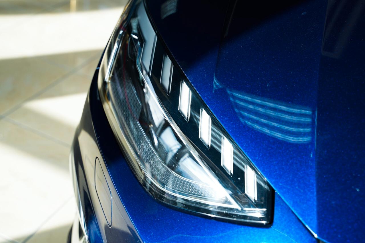 Audi A4 40 TDI S tronic line edition