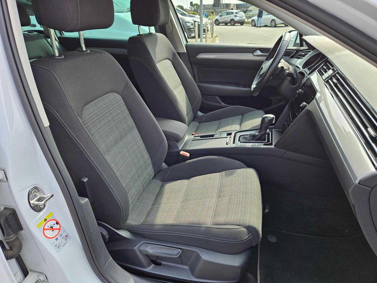 Volkswagen Passat Variant 2.0 tdi Business 150cv dsg