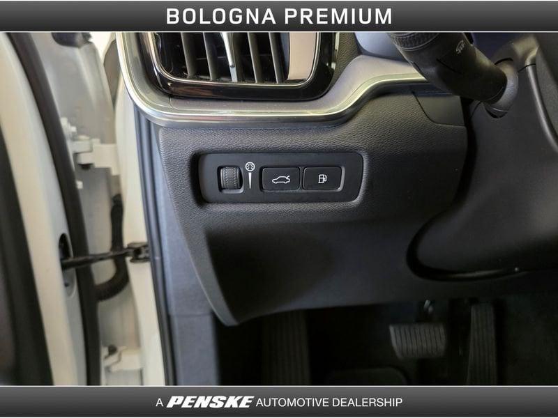 Volvo V60 T6 Recharge AWD Plug-in Hybrid Inscription Expression