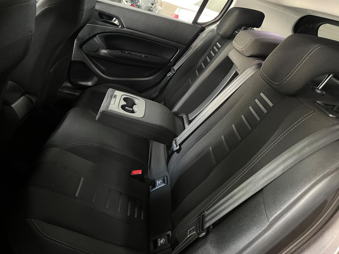 Peugeot 308 1.6 e-HDi 115 CV Stop&Start Allure