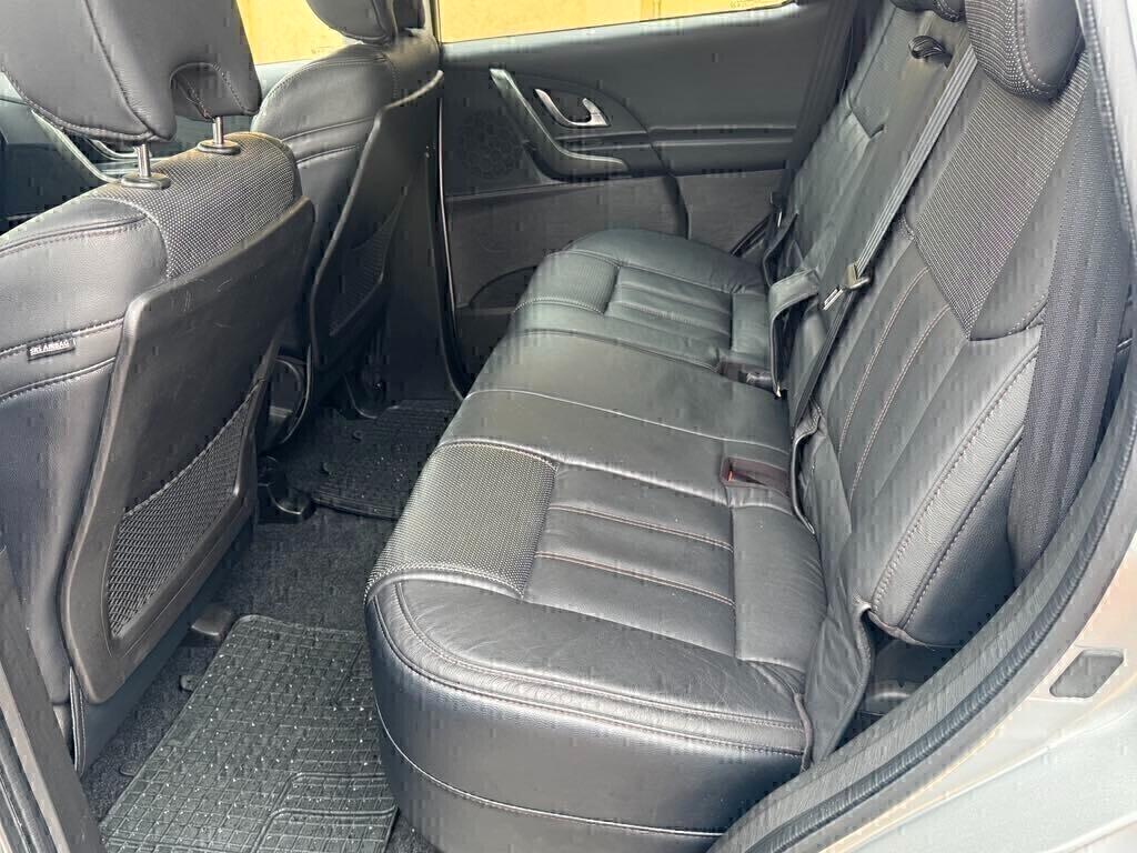 Mahindra XUV500 2.2 16V AWD W8 7 posti