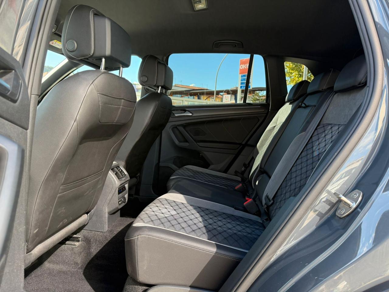 Volkswagen Tiguan 2.0 TDI 150 CV SCR DSG R-Line