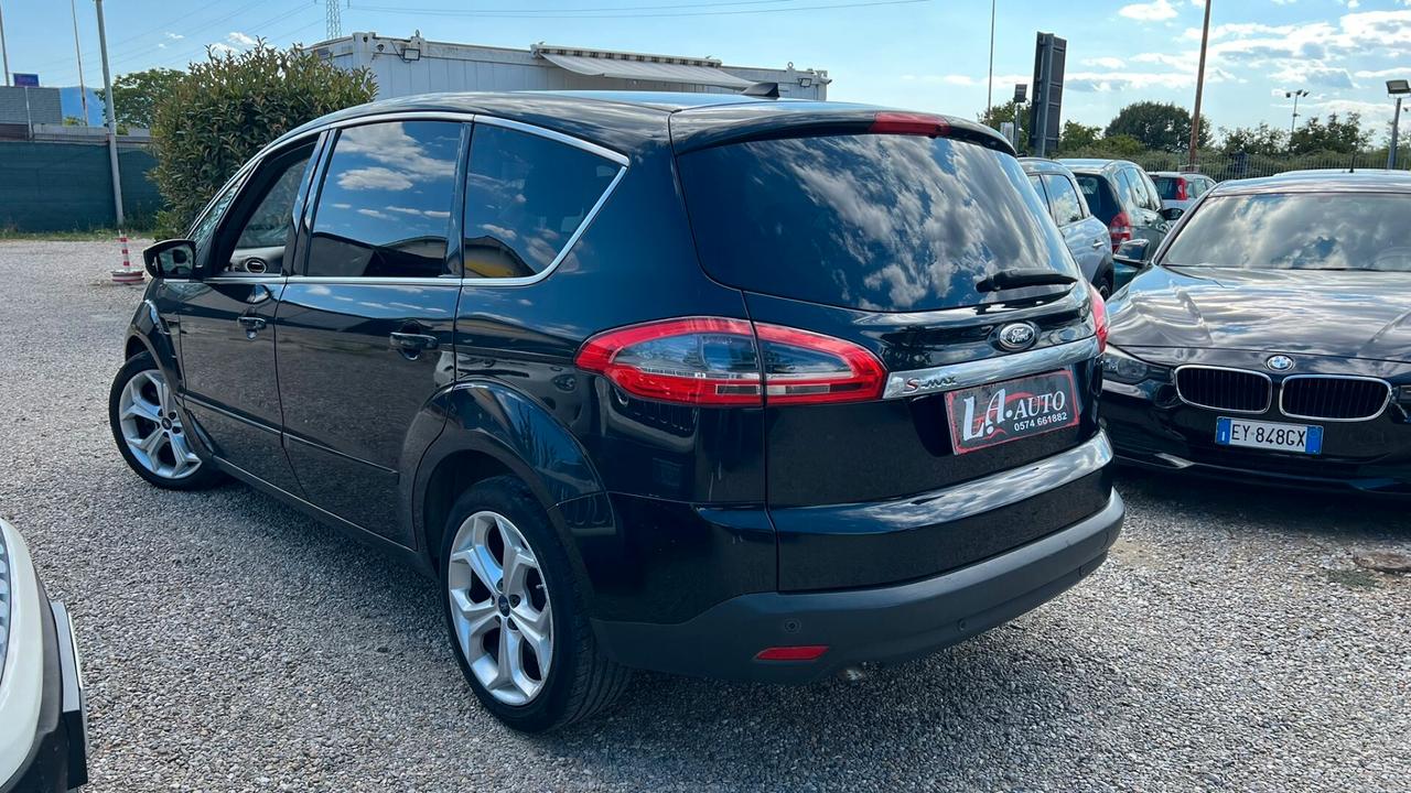 Ford S-Max 2.0 TDCi 140CV Powershift 7 posti Business Nav