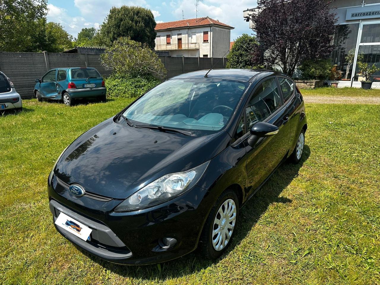 Ford Fiesta 1.4 TDCi 70CV Neopatentati
