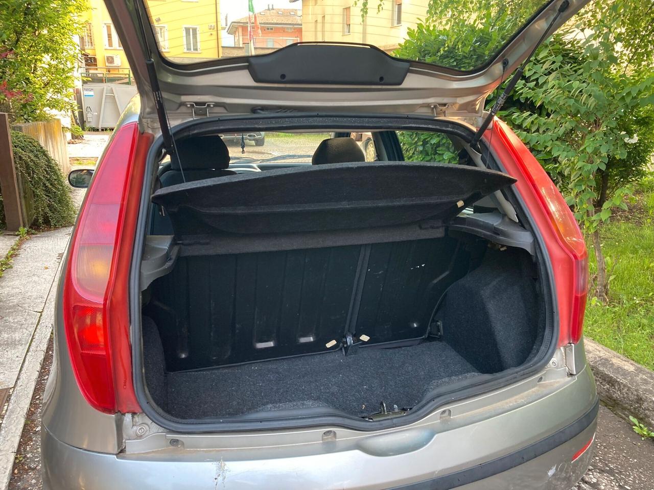 FIAT PUNTO 1.3 MJT 70CV 5PORTE CAMBIO AUTOMATICO