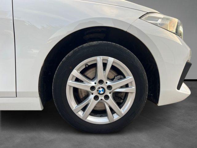 BMW 116 d 5p. Business Advantage