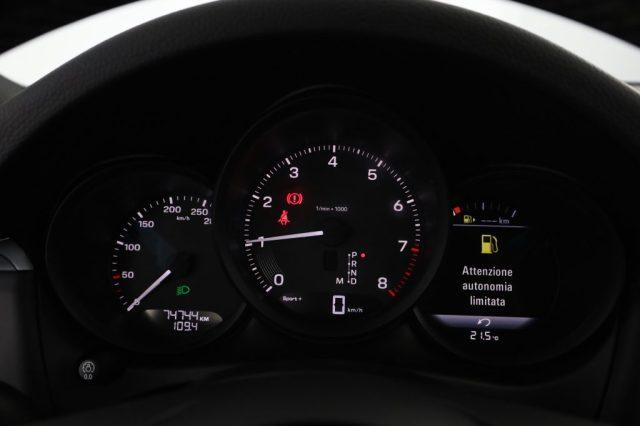 PORSCHE Macan Macan 2.0