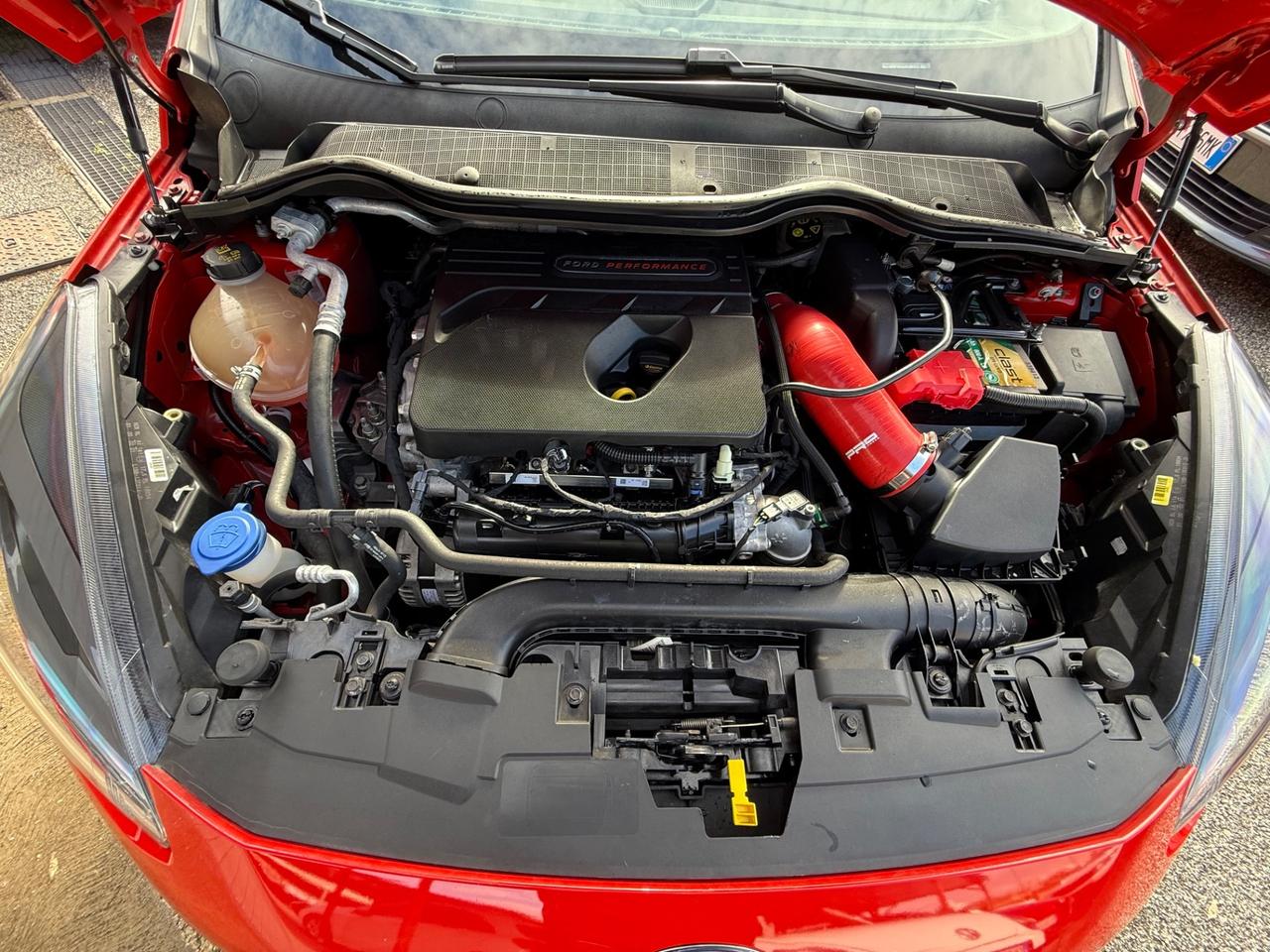 Fiesta ST 1.6 ( ( 200 CV )) -unipro-rate-garanzia