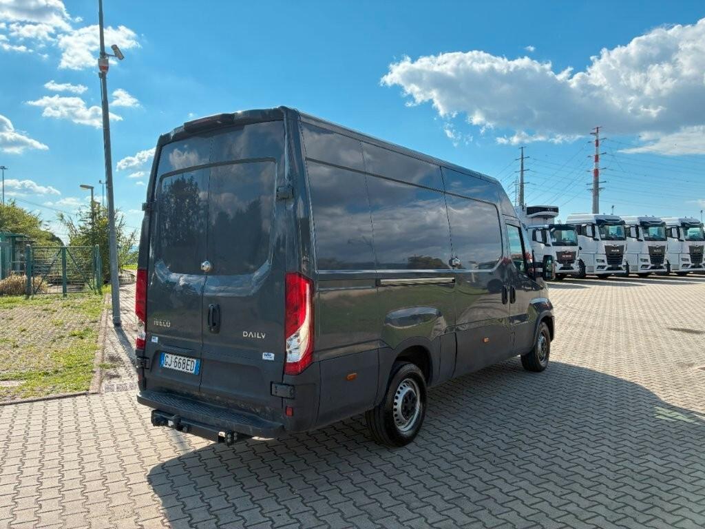 IVECO DAILY 35S16 T25-054