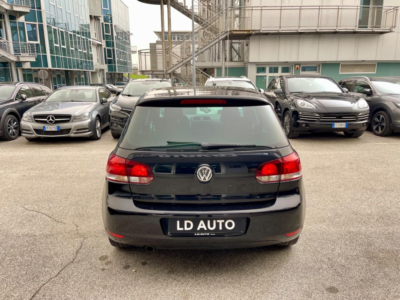 Volkswagen Golf 1.6 TDI DPF DSG 5p. Highline