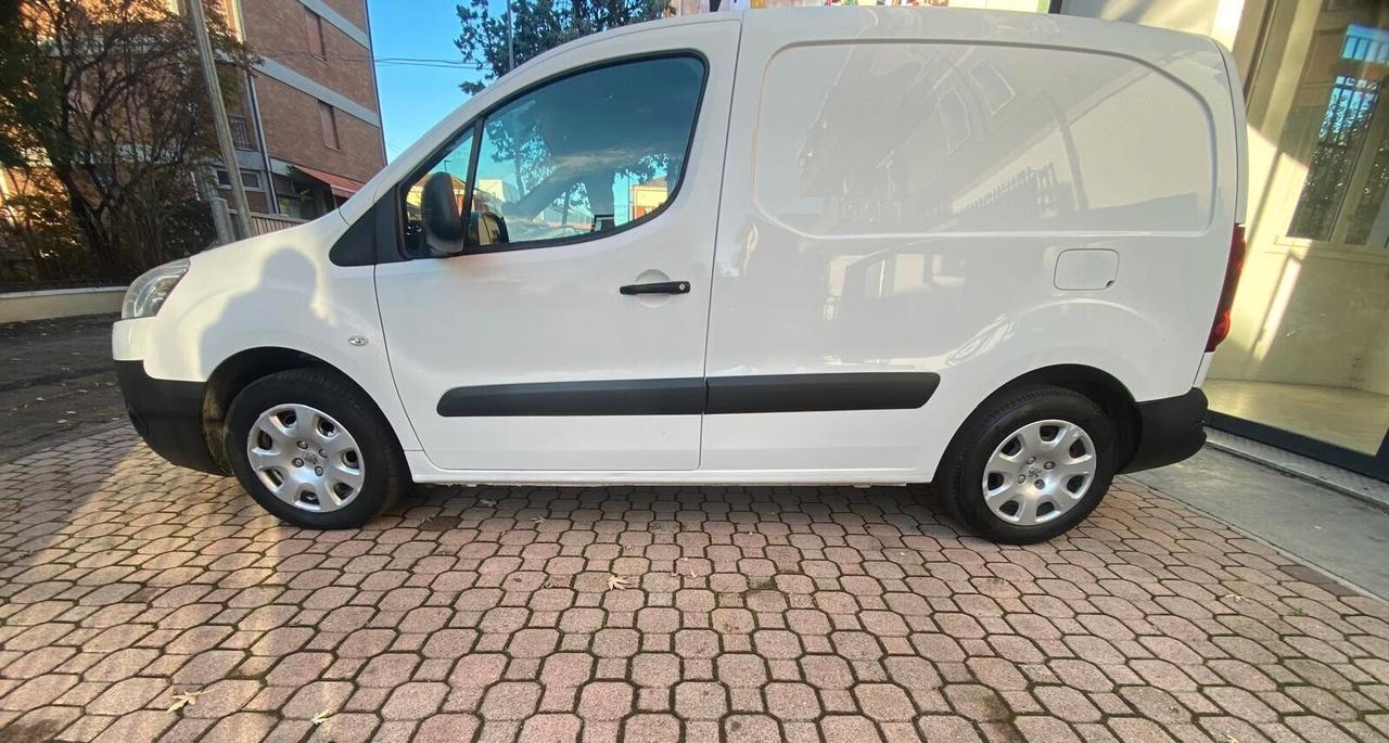 Peugeot Partener 1.6 75Cv 124.000KM AUTOCARRO